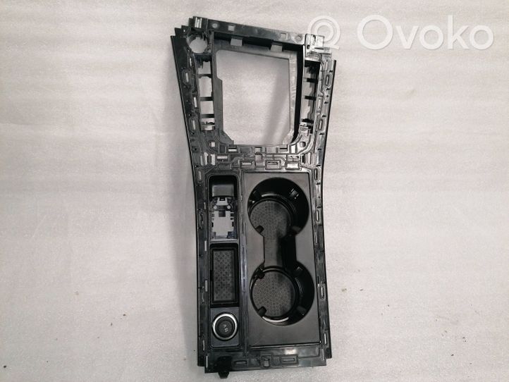 Volkswagen Golf VII Becherhalter Getränkehalter Cupholder 5G0862531