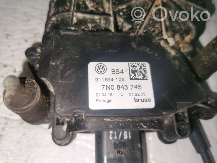 Volkswagen Sharan Siłownik zamka drzwi bocznych / przesuwnych 7N0843745