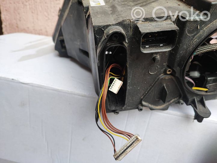 BMW X3 F25 Lampa przednia 7217294