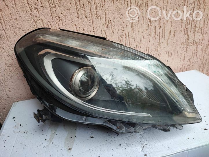 Mercedes-Benz B W246 W242 Phare frontale A2468200239