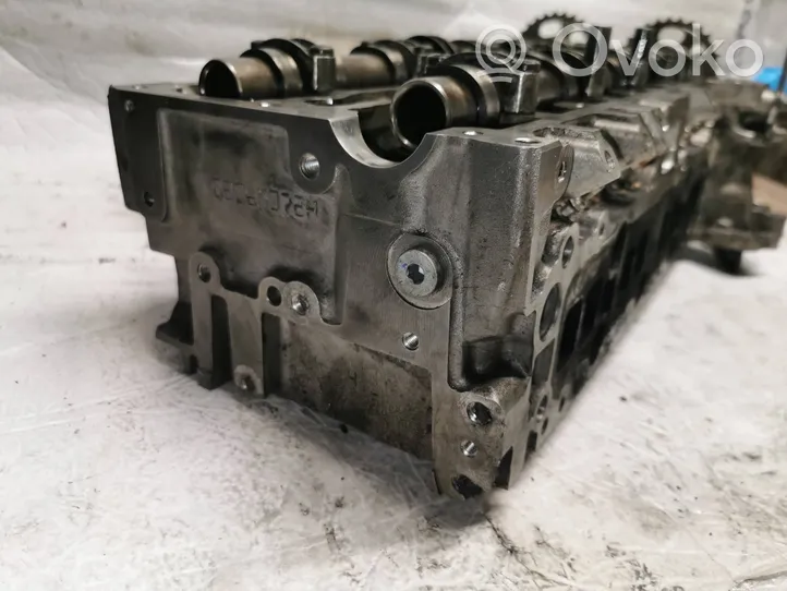 Mercedes-Benz B W246 W242 Engine head R651015