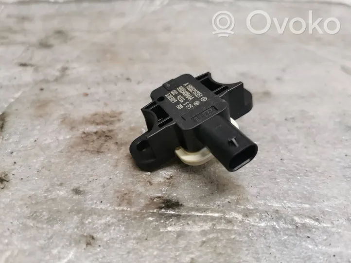 Mercedes-Benz B W246 W242 Airbag deployment crash/impact sensor A1668210351