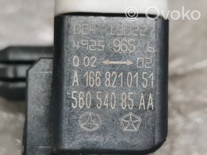 Mercedes-Benz B W246 W242 Airbag deployment crash/impact sensor A1668210151