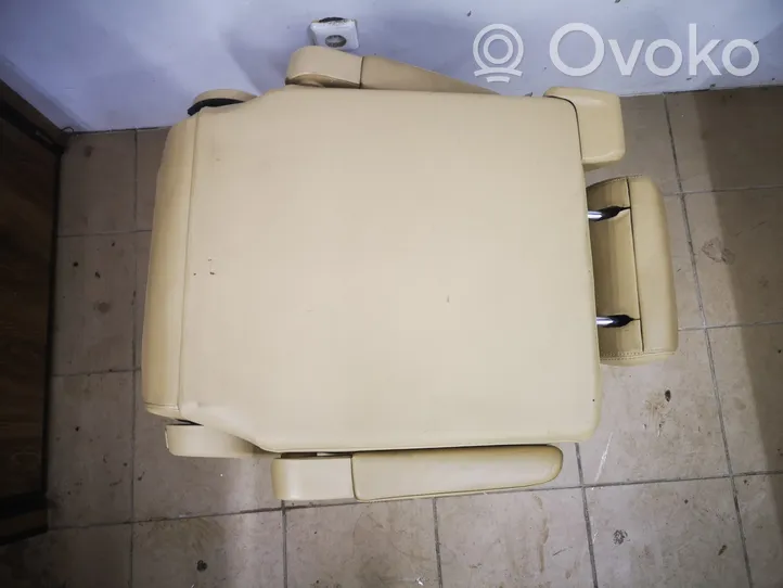 Volkswagen Multivan T5 Rear seat 