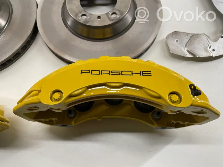 Porsche Panamera (971) Jeu de disques et étriers de frein 7PP615123