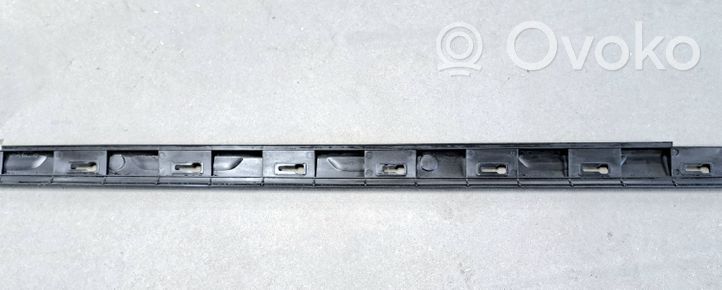 Volkswagen Golf VII Modanatura della barra di rivestimento del paraurti anteriore 5G9853493
