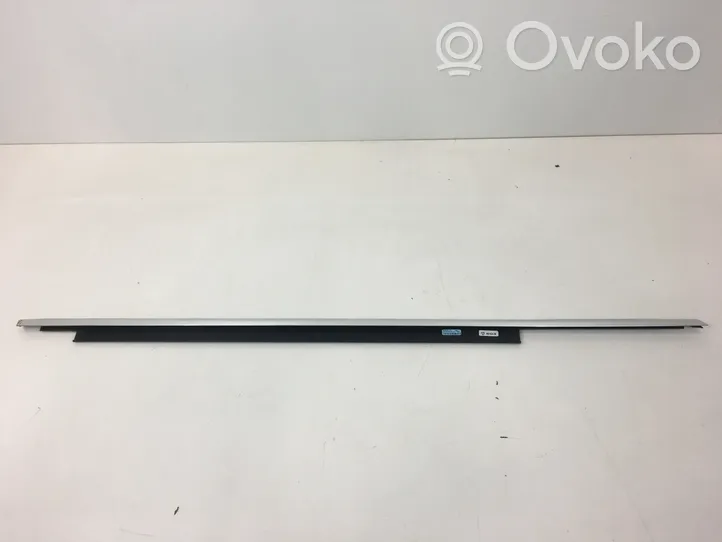 Audi Q5 SQ5 Front door glass trim molding 8R0853284F