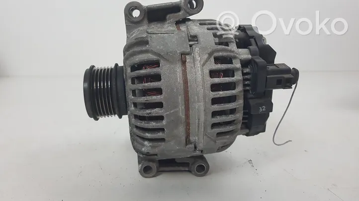 Audi A4 S4 B8 8K Generatore/alternatore 0124525226