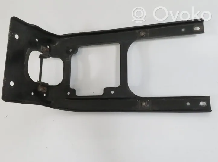 Mercedes-Benz GL X164 Staffa del pannello di supporto del radiatore parte superiore A1646200431