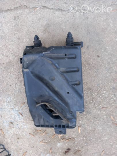 Audi A4 S4 B6 8E 8H Boîtier de filtre à air 059133835A