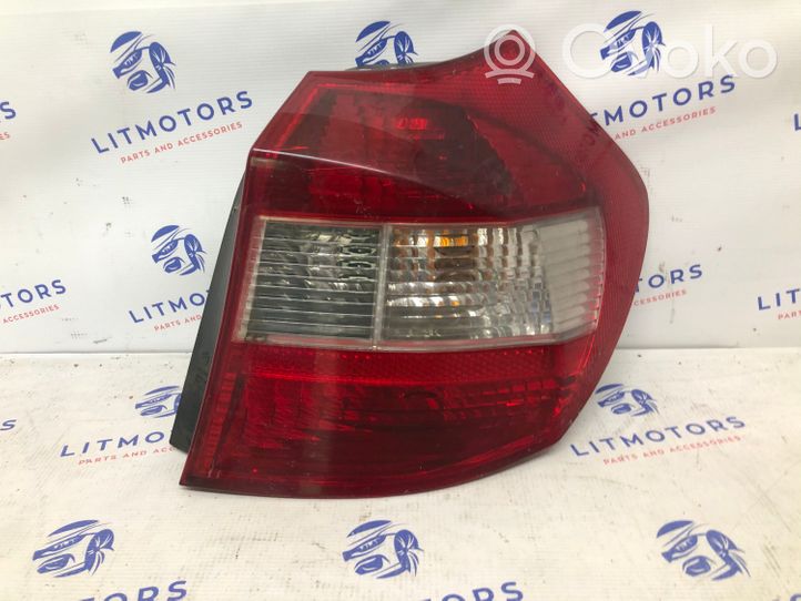 BMW 1 E81 E87 Lampa tylna 7154956