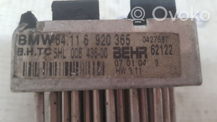 BMW 3 E46 Lämpöpuhaltimen moottorin vastus 6920365