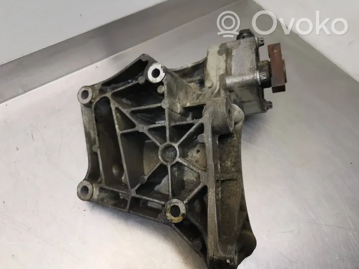 Opel Vectra B Power steering pump 90502550