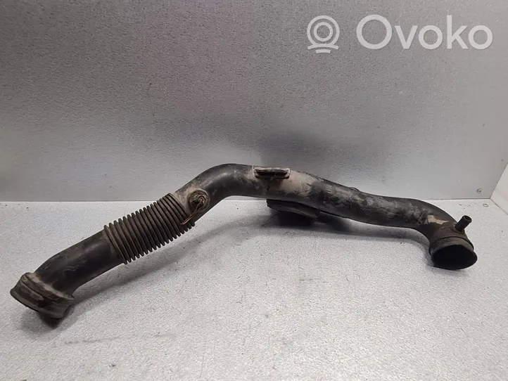 Opel Vectra B Air intake hose/pipe 90571501