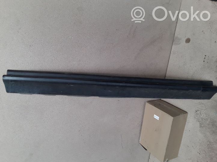 BMW X5 E53 Sill 8408706