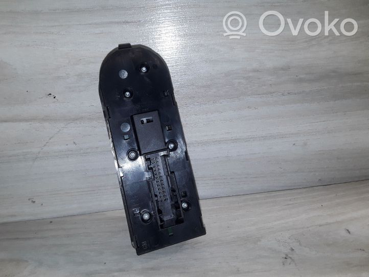 Opel Tigra B Electric window control switch 