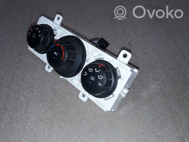 Opel Movano B Oro kondicionieriaus/ klimato/ pečiuko valdymo blokas (salone) 