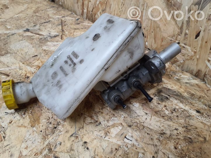 Citroen C3 Główny cylinder hamulca 0204054032