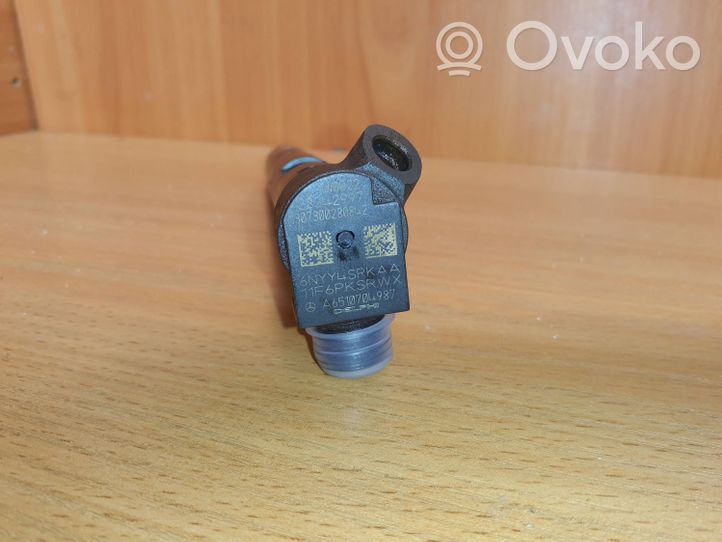 Infiniti Q50 Injecteur de carburant A6510704987