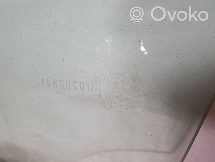 Infiniti Q50 Etuoven ikkunalasi, neliovinen malli 43R00012