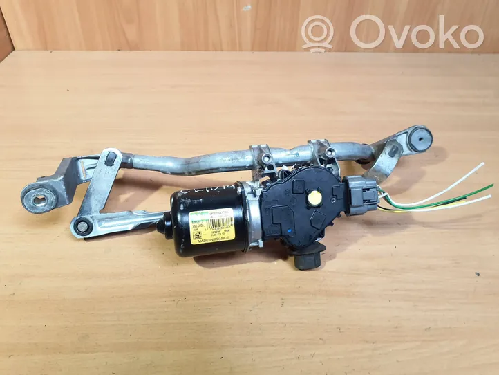 Renault Clio IV Mechanizm i silniczek wycieraczek szyby przedniej / czołowej W000032746