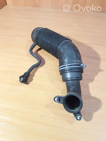 Audi A1 Turbo air intake inlet pipe/hose 03F129656G