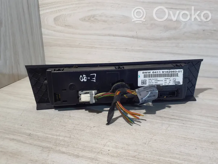 BMW 3 E90 E91 Climate control unit 9162983