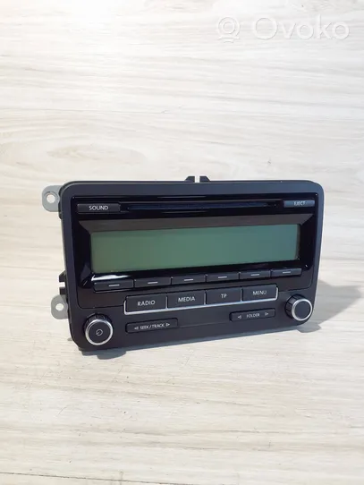 Volkswagen Golf VI Panel / Radioodtwarzacz CD/DVD/GPS 1K0035186AA