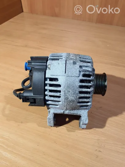 Skoda Fabia Mk2 (5J) Alternator 