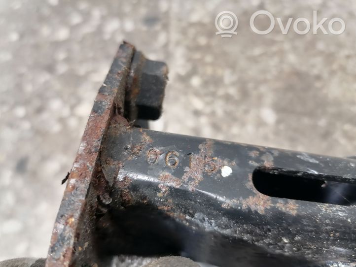 Toyota Avensis T270 Support de moteur, coussinet 0615