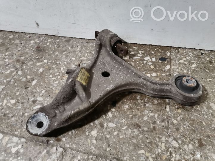 Volvo V70 Braccio di controllo sospensione anteriore inferiore/braccio oscillante P30635229