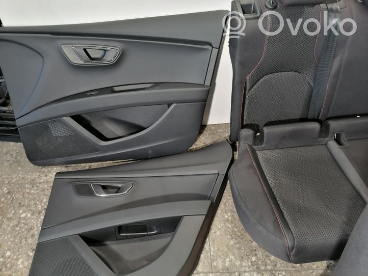 Seat Leon (5F) Set interni 