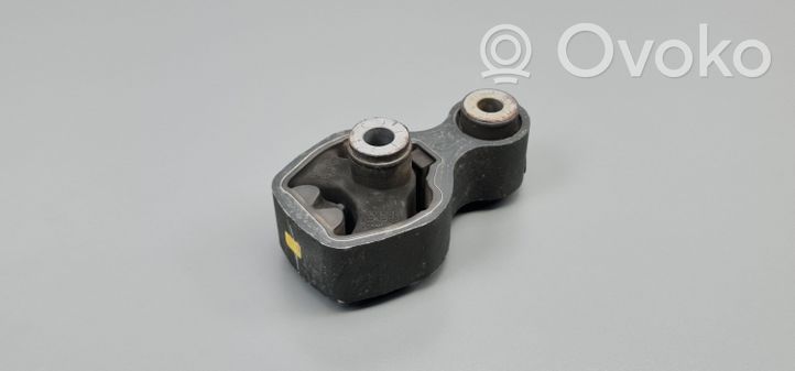 Mazda 6 Supporto di montaggio del motore KD6239040