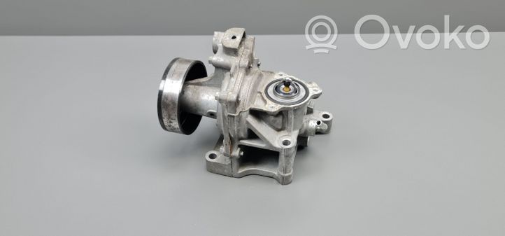 Mazda 6 Pompe de circulation d'eau SH0115100