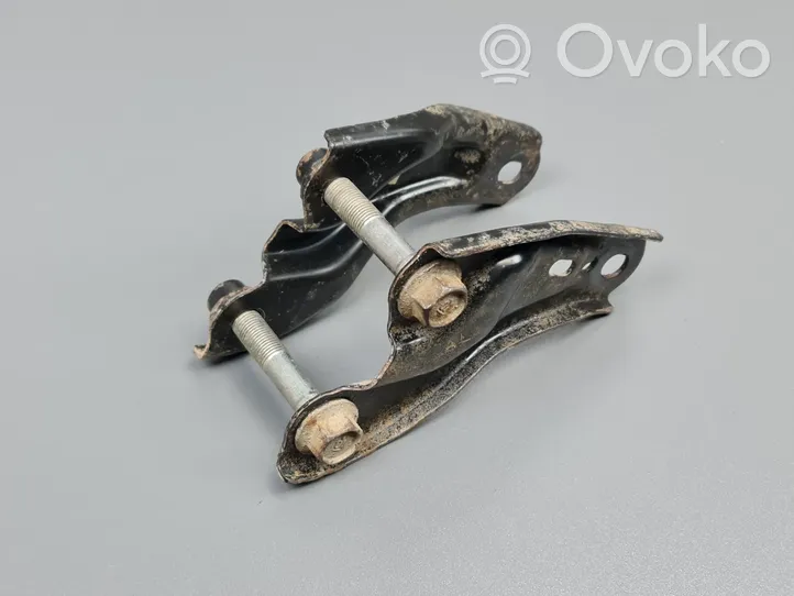 Honda CR-V Rear differential/diff mount bracket 