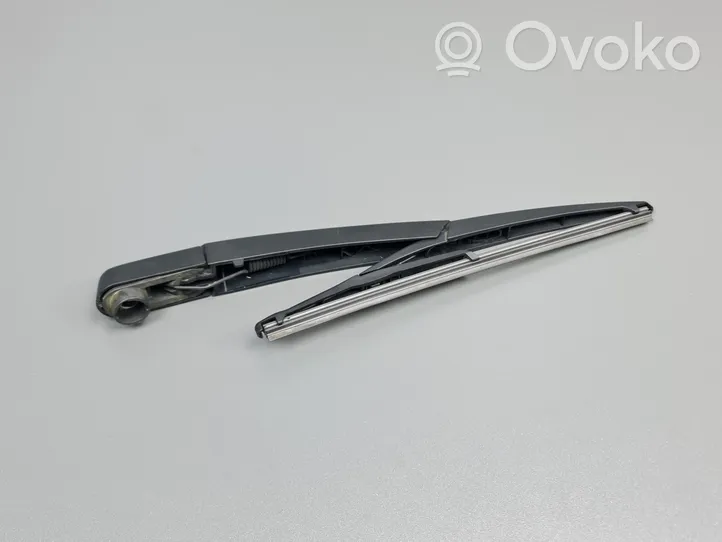 Dacia Sandero Rear wiper blade arm 