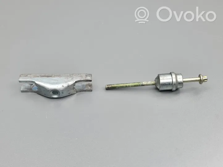 Honda Civic IX Support de pince d'injecteur de carburant 