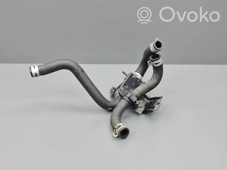 Honda Civic IX Tuyau de liquide de refroidissement moteur 