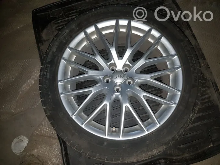 Audi Q5 SQ5 R12-alumiinivanne 8R0601025CE