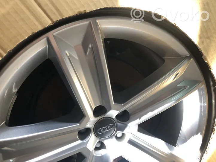 Audi Q7 4M R 12 alumīnija - vieglmetāla disks (-i) 4M8601025C