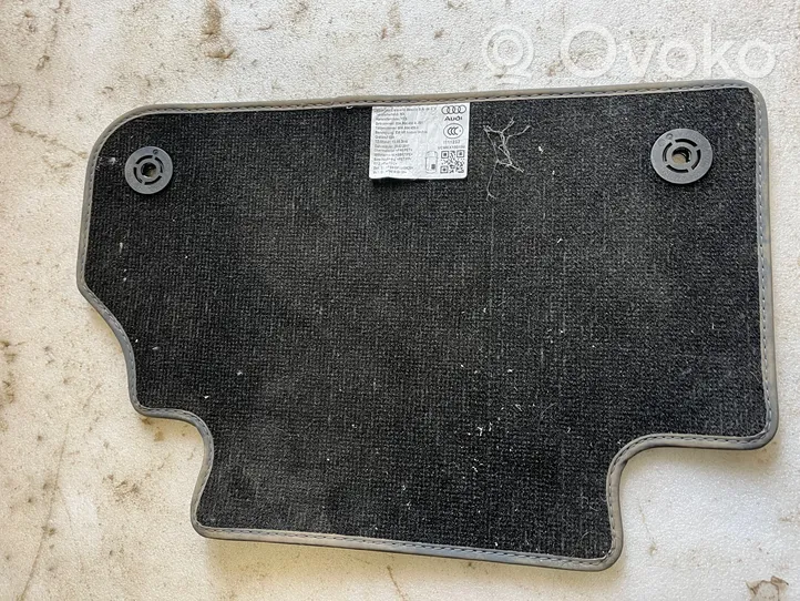 Audi Q5 SQ5 Set di tappetini per auto 80A864450A