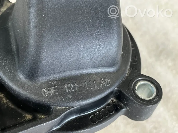 Audi A5 8T 8F Termostat 06E121111AD