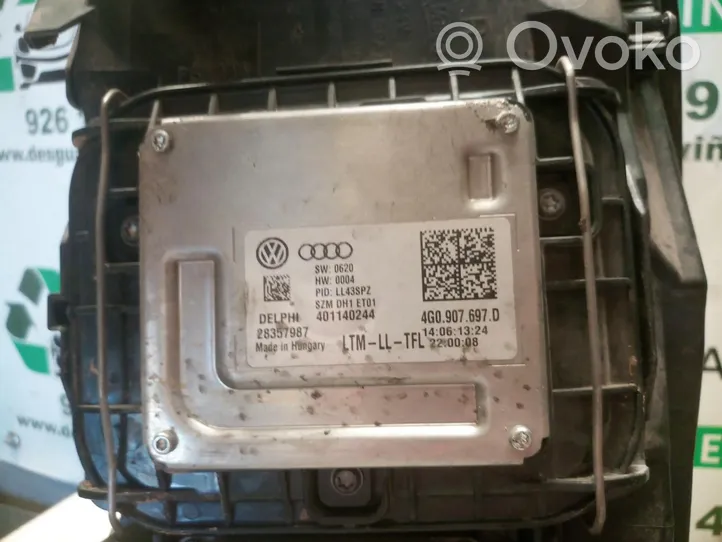 Audi Q5 SQ5 Lampa przednia 8R0941032C