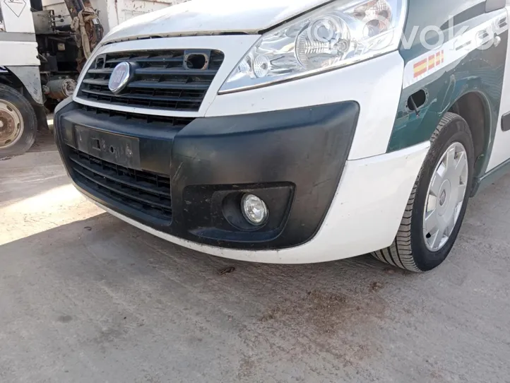 Fiat Scudo Priekinis bamperis 