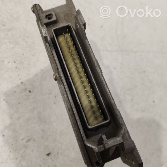 Peugeot 406 Centralina/modulo motore ECU 0261204063