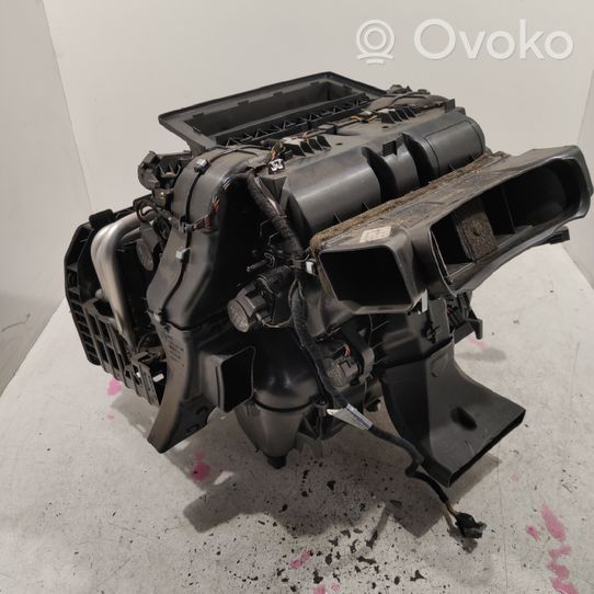 BMW 5 E60 E61 Salono oro mazgo komplektas 1691221316