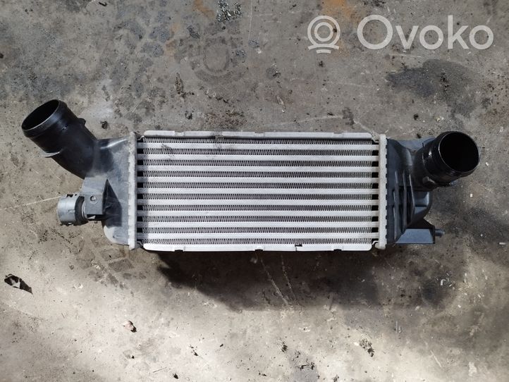 Citroen C5 Välijäähdyttimen jäähdytin 9645682880