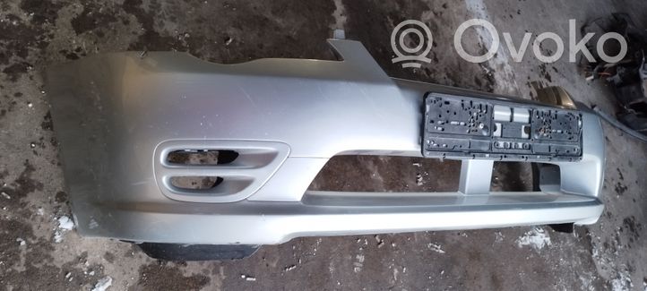 Subaru Legacy Parachoques delantero 57704AG000