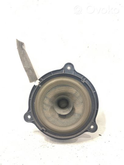 Nissan Qashqai Haut-parleur de porte avant 7606500454