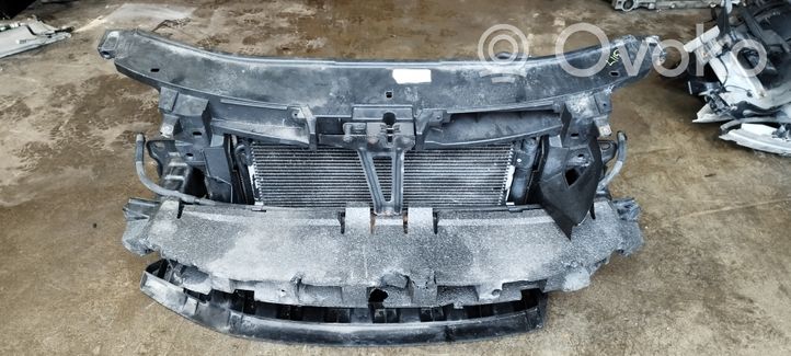 Skoda Superb B6 (3T) Support de radiateur sur cadre face avant 1K0121207